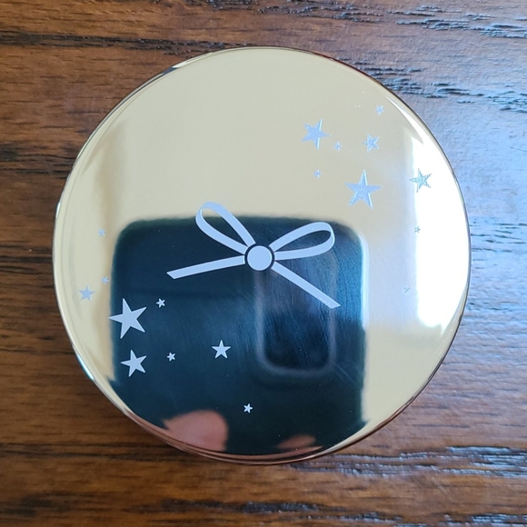 Ciate Extraordinary Translucent Powder - Picture 3 of 5